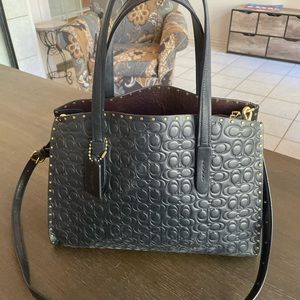 Black Letter Embossed COACH Handbag w/ Detachable Strap... Mint Condition